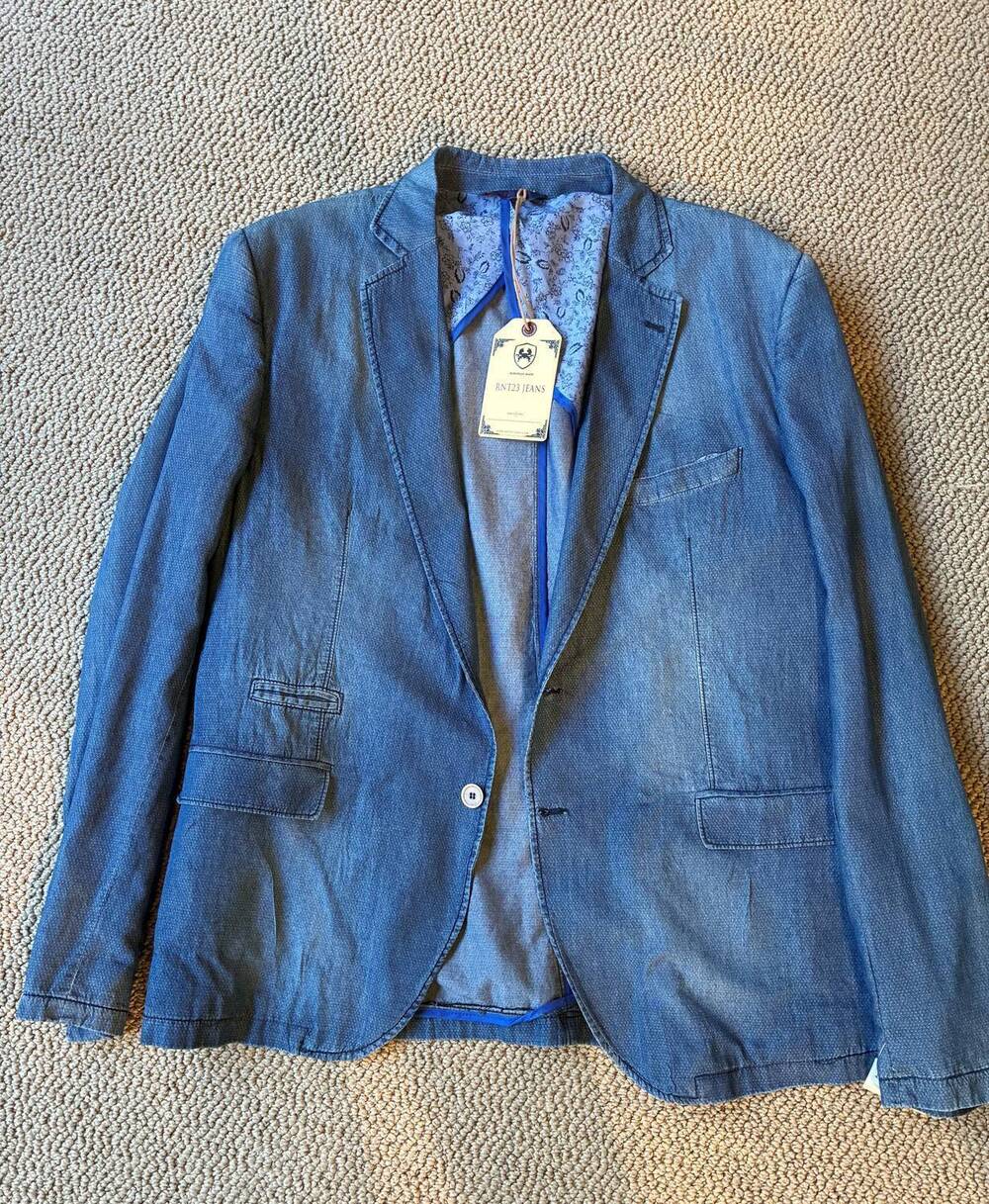 NEW RNT23 men's casual long sleeves blazer - plus in blue